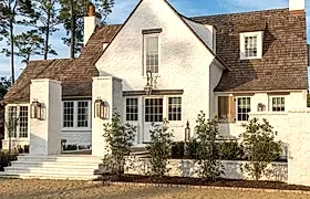 Colonial Grids vs. No Grids: How Window Style Choices Affect Curb Appeal